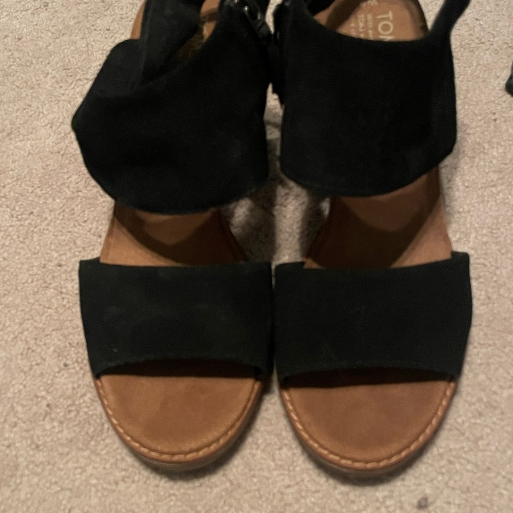 Black Sandals with Brown Soles
